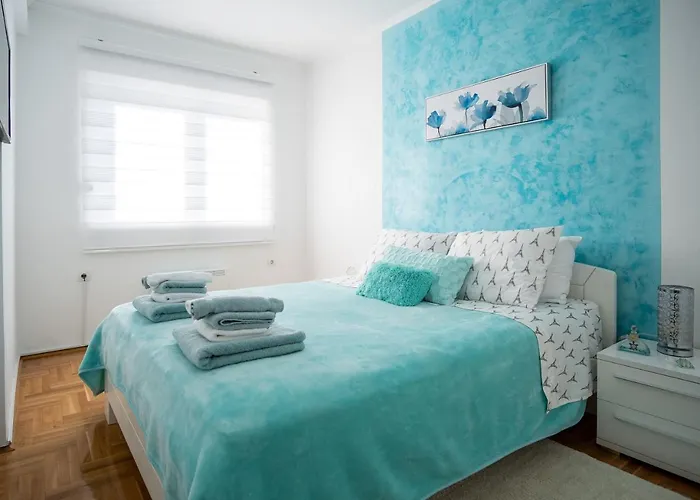 公寓 Queen 1 特雷比涅